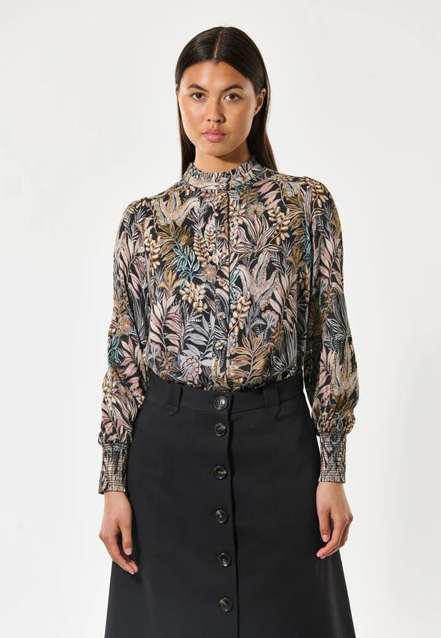 JacobaDEA EV - Blouse with Smock Details - Sencha Black - Dea Kudibal