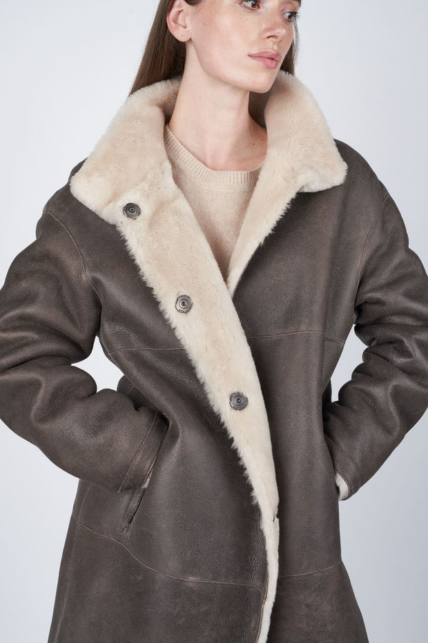 Josephine Coat - Brown - 100% Shearling Lammeskind - O'Tay