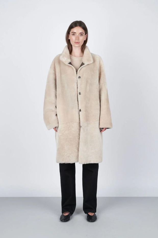 Josephine Coat - Brown - 100% Shearling Lammeskind - O'Tay