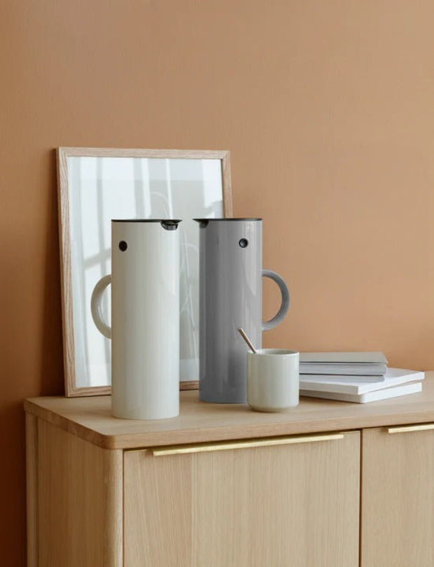 EM77 - Termokande - Sand - 1 Liter - Stelton
