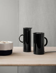 EM77 Elkedel - 1,5 L - Black - Stelton