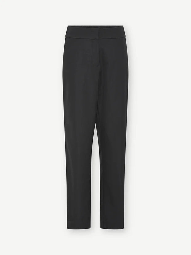 Dana - Regular Leg - Black - Gustav